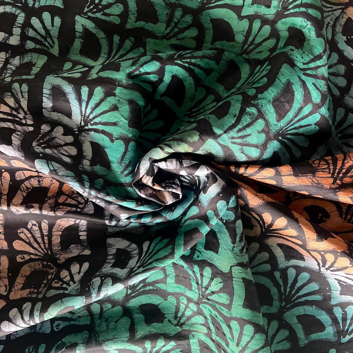 Batik Adire Guinea Brocade 5 Yards – African Fabric for Sewing & Fashion